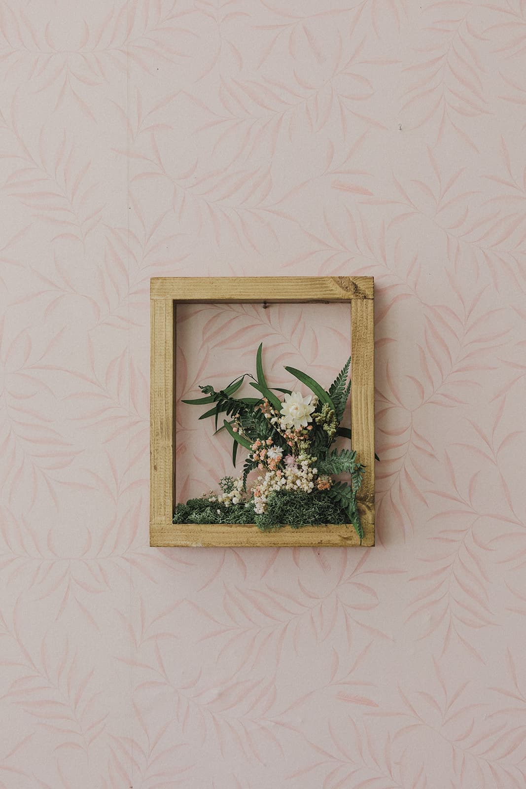 Marco floral madera 4