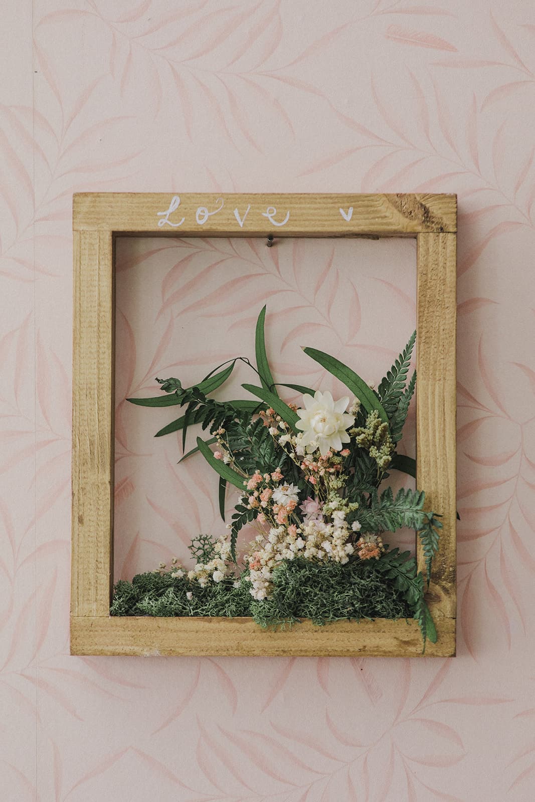 Marco floral madera 6