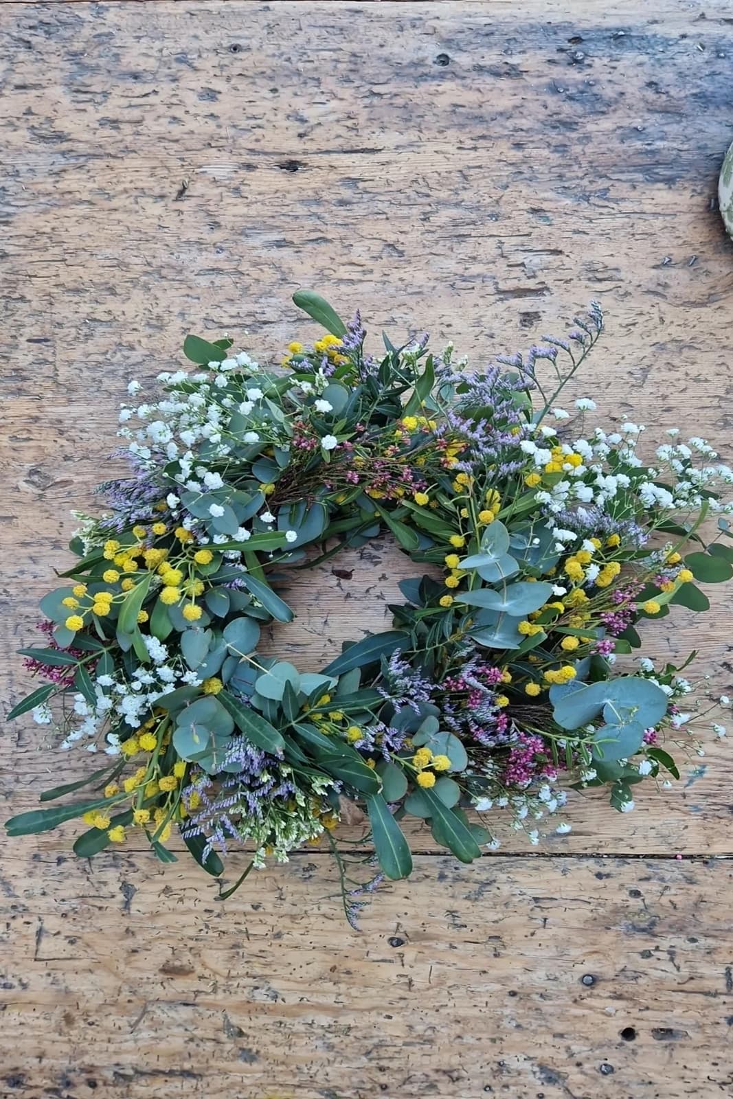 VALE REGALO: Taller presencial Corona de flores naturales 5
