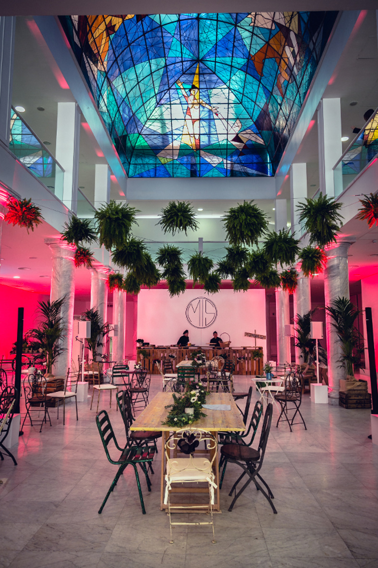 Decoración de una boda en un antiguo palacio