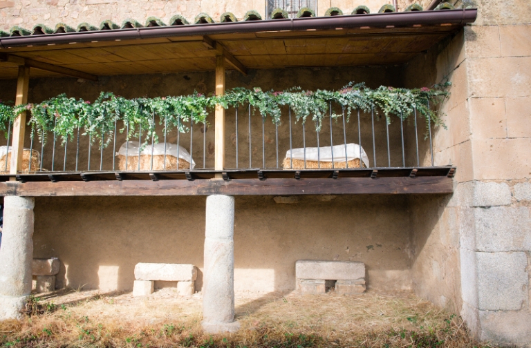 decoracion de iglesia para bodas sencillas