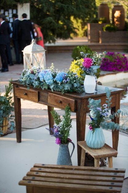 Decoración floral para una ceremonia civil | Flores en el Columpio