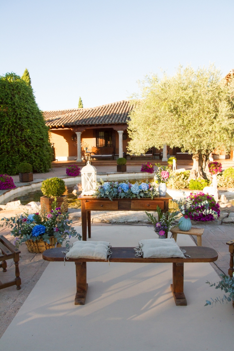 Decoración floral para una ceremonia civil | Flores en el Columpio