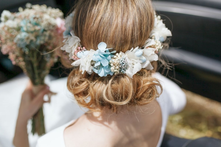 Ramo silvestre de novia preservado y corona a juego