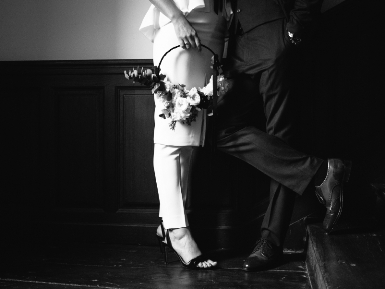 Hoop bouquet blanco y negro