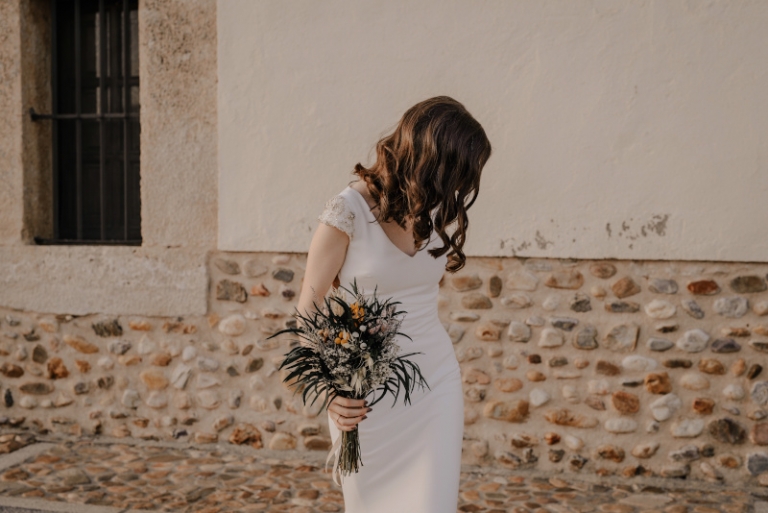 Marta, la novia del ramo campestre 3