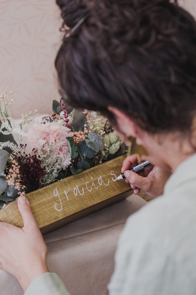 Cajas de madera personalizadas, nuevos diseños - Flores en el Columpio