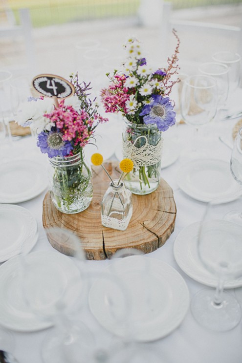 Centro de mesa de flores silvestres