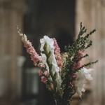 Decoración floral de la iglesia