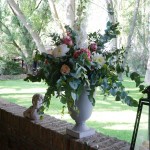 Flores para una boda en el jardín de Botero