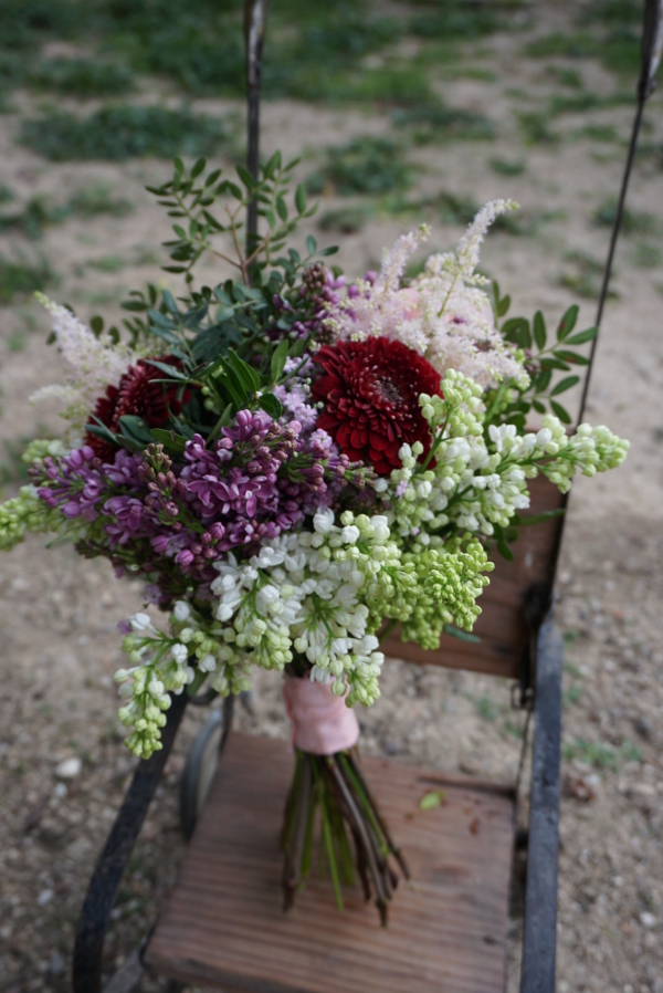Ramo de lilas con minigerbera