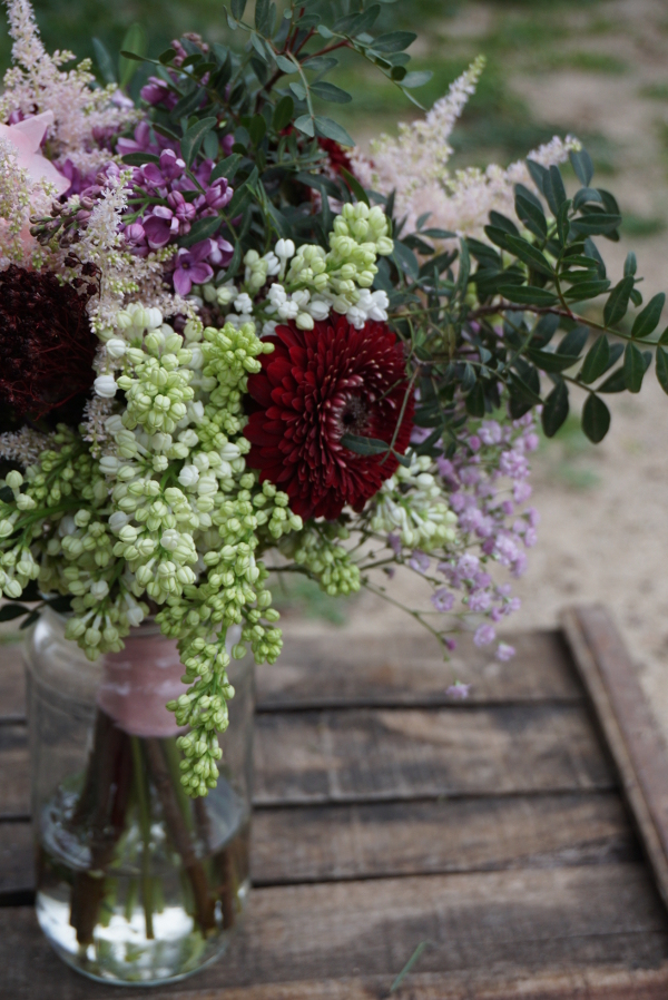 Ramo de lilas con minigerbera