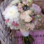 ramo de novia peonias rosas ramificadas