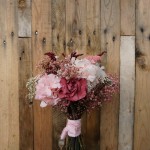 Ramo de novia romántico en tonos pastel