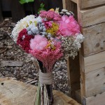 Ramo de novia con flores preservadas y secas