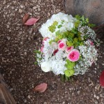 Ramo de novia con una hortensia blanca
