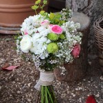 Ramo de novia con una hortensia blanca